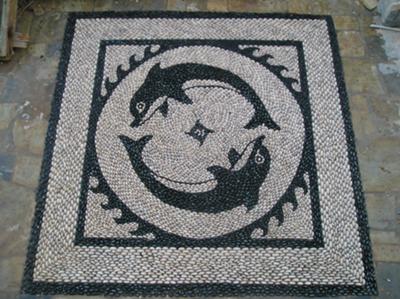 Natural pebbles dauphin mosaic